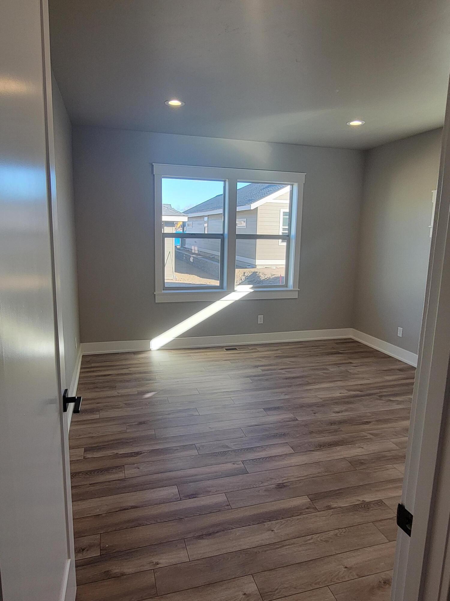 Dry Canyon - Residential