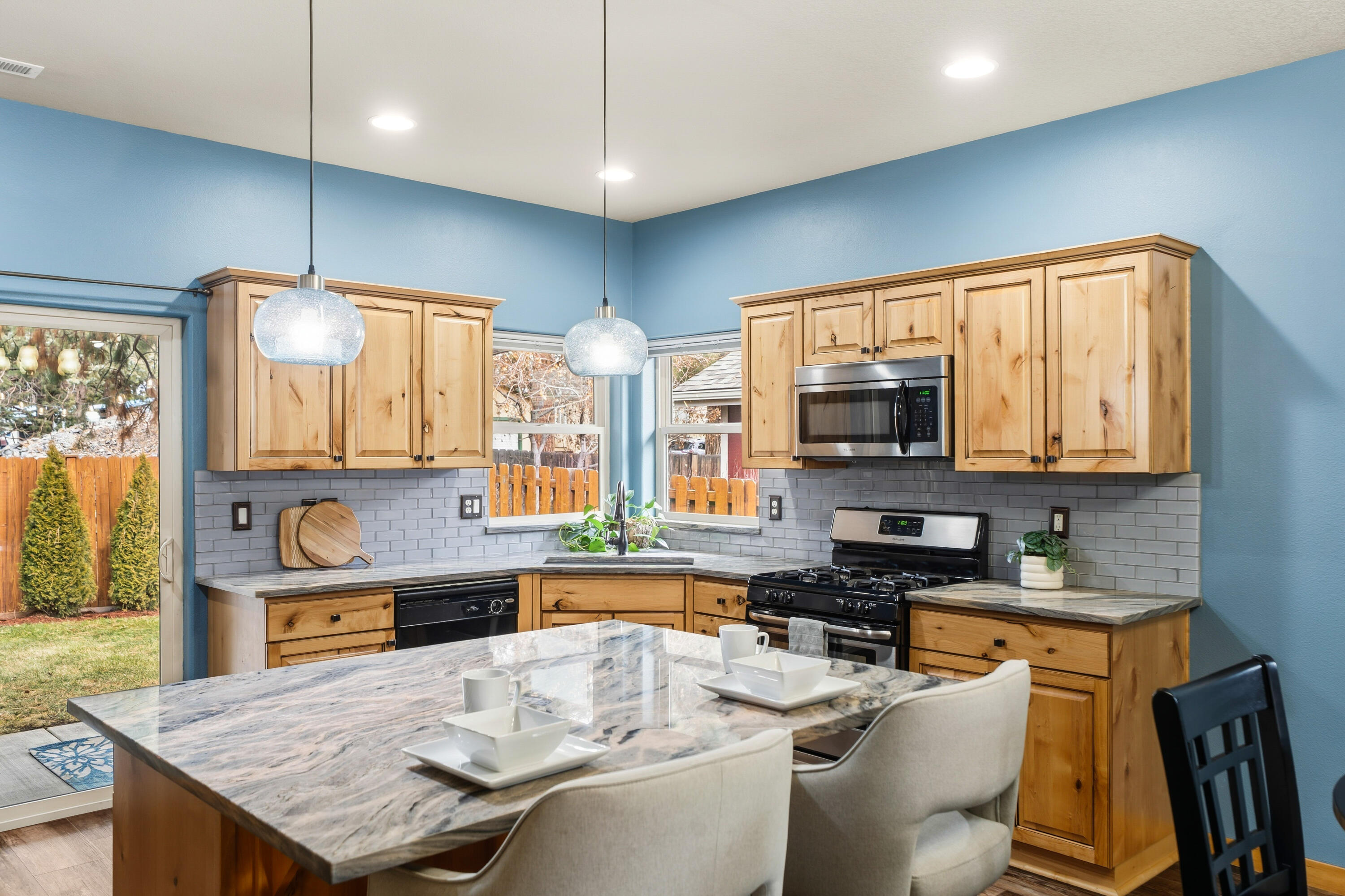 20302 SE Knightsbridge Place