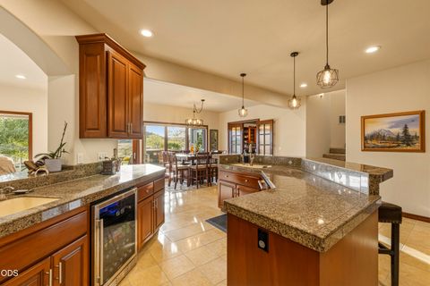 Tiny photo for 2646 Fairway Drive, Klamath Falls, OR 97601 (MLS # 220222765)