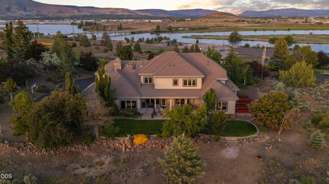 Tiny photo for 2646 Fairway Drive, Klamath Falls, OR 97601 (MLS # 220222765)