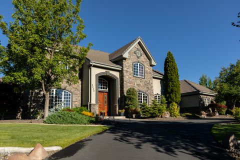 Tiny photo for 2646 Fairway Drive, Klamath Falls, OR 97601 (MLS # 220222765)