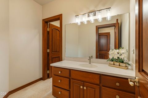 Tiny photo for 2646 Fairway Drive, Klamath Falls, OR 97601 (MLS # 220222765)