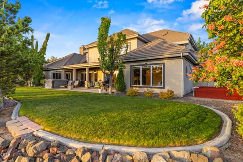 Tiny photo for 2646 Fairway Drive, Klamath Falls, OR 97601 (MLS # 220222765)