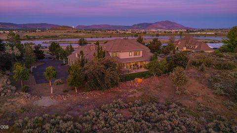 Tiny photo for 2646 Fairway Drive, Klamath Falls, OR 97601 (MLS # 220222765)