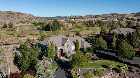 Tiny photo for 2646 Fairway Drive, Klamath Falls, OR 97601 (MLS # 220222765)