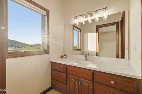 Tiny photo for 2646 Fairway Drive, Klamath Falls, OR 97601 (MLS # 220222765)