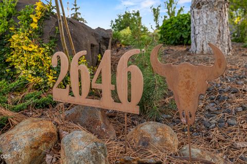 Tiny photo for 2646 Fairway Drive, Klamath Falls, OR 97601 (MLS # 220222765)