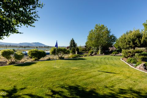 Tiny photo for 2646 Fairway Drive, Klamath Falls, OR 97601 (MLS # 220222765)