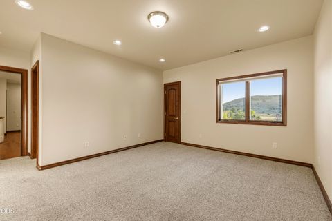 Tiny photo for 2646 Fairway Drive, Klamath Falls, OR 97601 (MLS # 220222765)