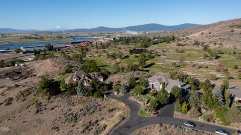Tiny photo for 2646 Fairway Drive, Klamath Falls, OR 97601 (MLS # 220222765)