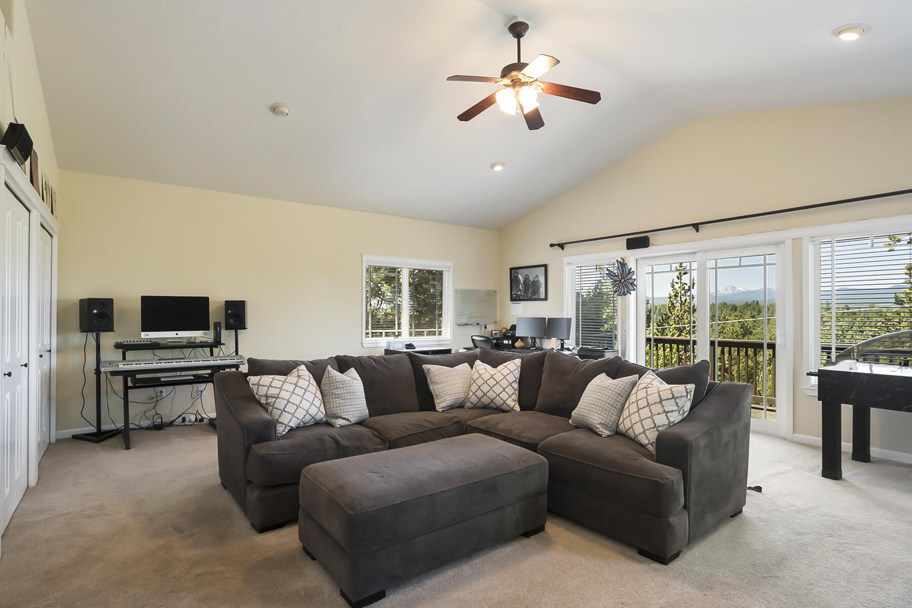 Awbrey Ridge - Residential