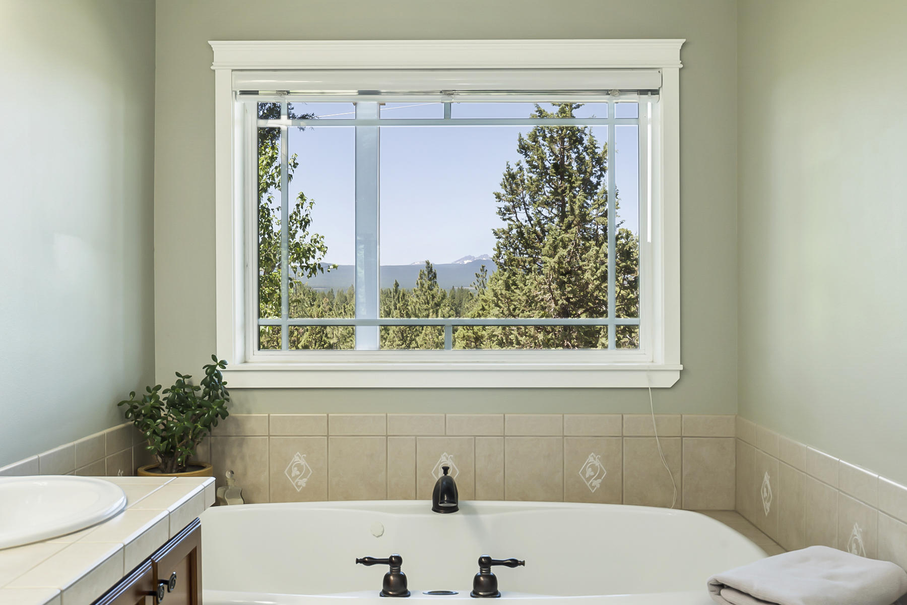 Awbrey Ridge - Residential