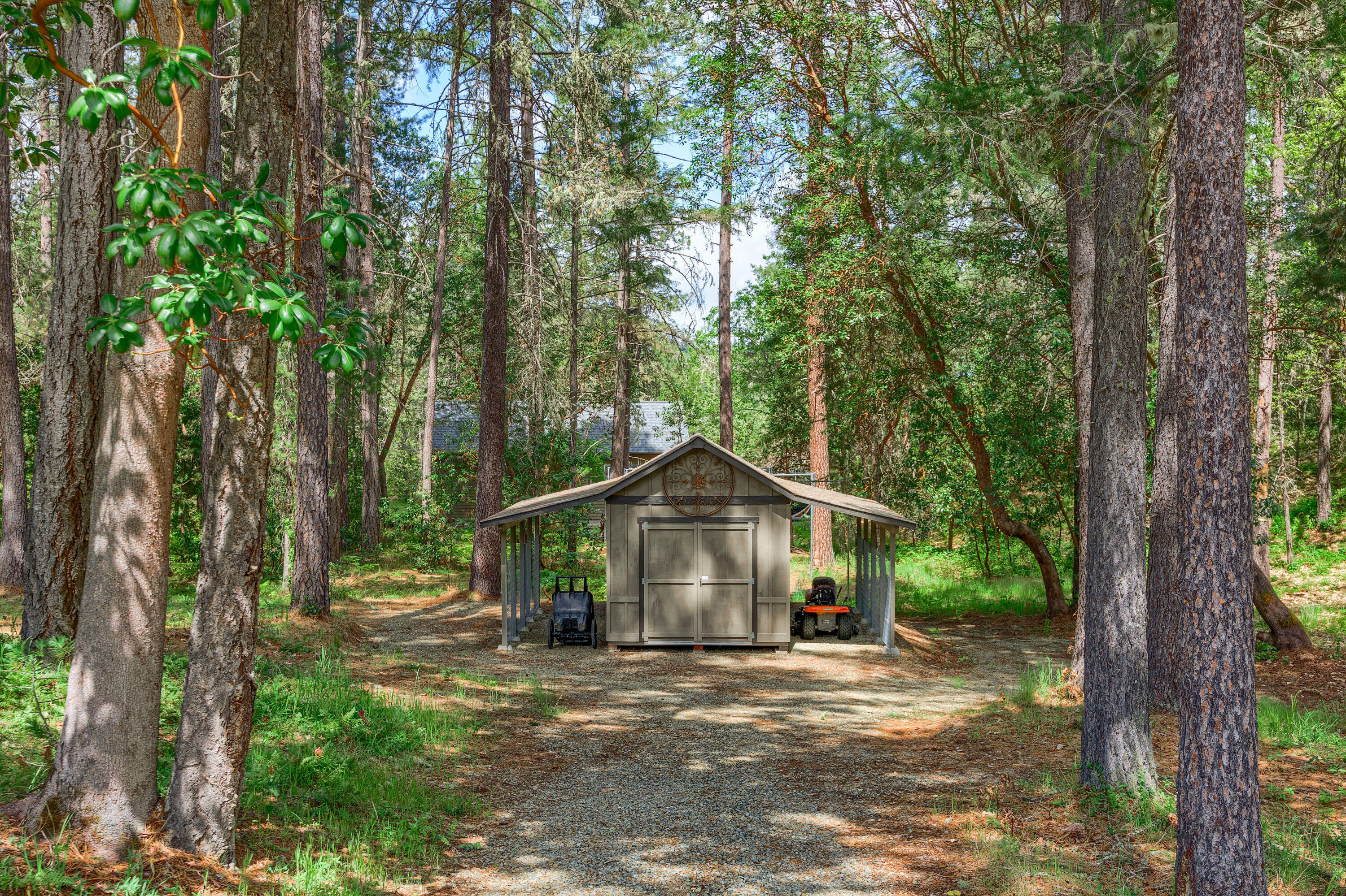 Ponderosa Ridge Estate - Residential