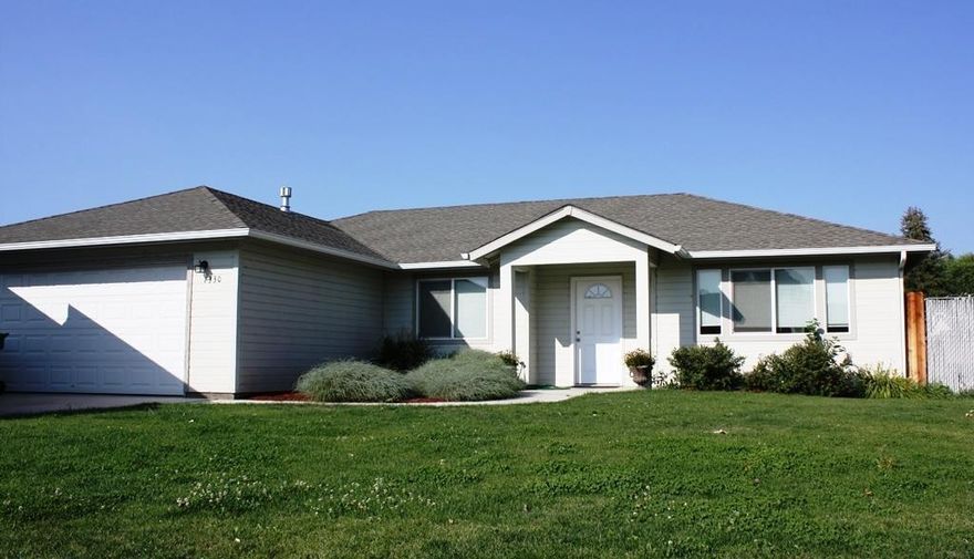 Newer 3 Bedroom, 2 Bath Home In Sage Meadows. This Home Is Move-in Ready With A Fenced Back Yard And Rv Parking. Located In A Quiet Neighborhood And In The Henley Jr. And Sr. High School District.