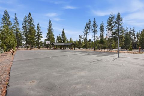 Tiny photo for 16507 Charlotte Day Drive, La Pine, OR 97739 (MLS # 220217013)