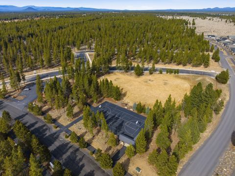 Tiny photo for 16507 Charlotte Day Drive, La Pine, OR 97739 (MLS # 220217013)