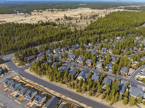 Tiny photo for 16507 Charlotte Day Drive, La Pine, OR 97739 (MLS # 220217013)