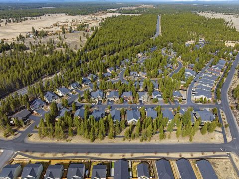 Tiny photo for 16507 Charlotte Day Drive, La Pine, OR 97739 (MLS # 220217013)