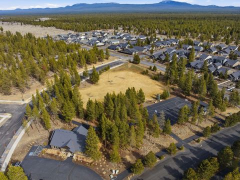 Tiny photo for 16507 Charlotte Day Drive, La Pine, OR 97739 (MLS # 220217013)