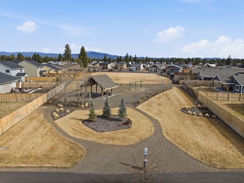Tiny photo for 16507 Charlotte Day Drive, La Pine, OR 97739 (MLS # 220217013)