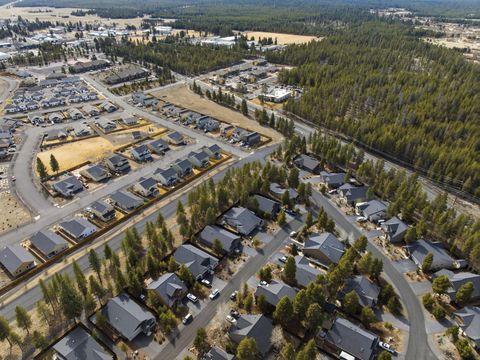 Tiny photo for 16507 Charlotte Day Drive, La Pine, OR 97739 (MLS # 220217013)