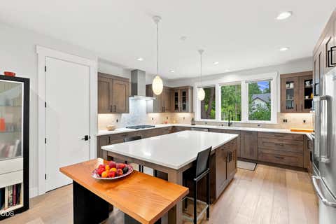 Tiny photo for 2966 NW Meldrum Court, Bend, OR 97703 (MLS # 220227377)