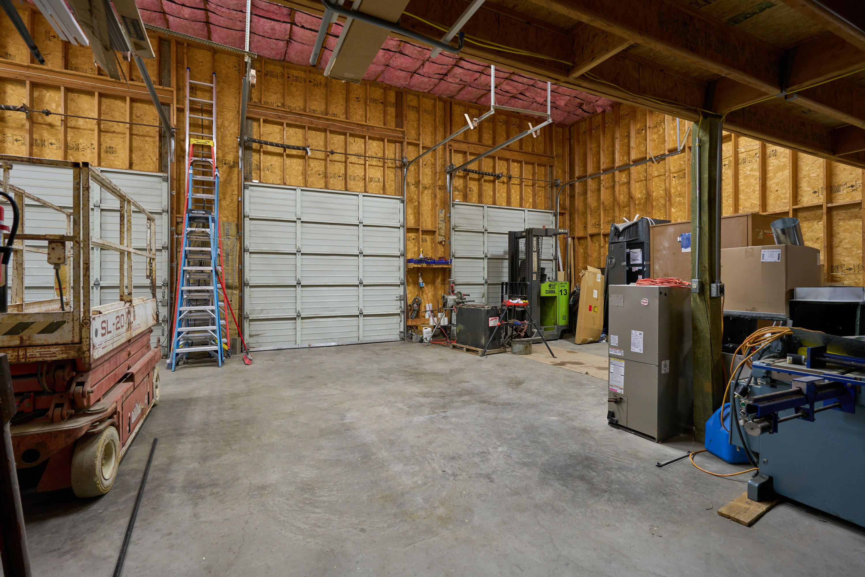 Russell Acres - Commercial Sale