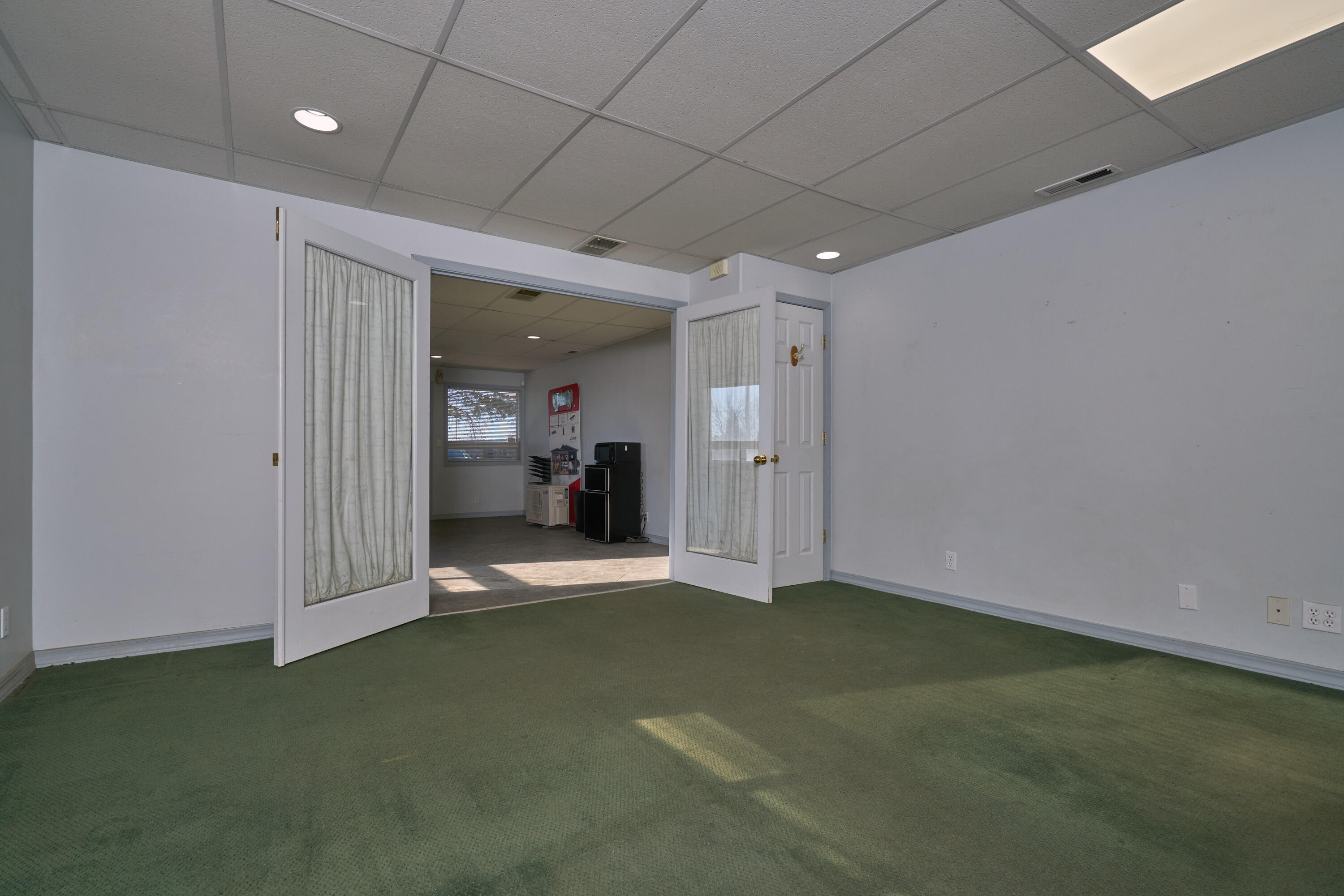 Russell Acres - Commercial Sale