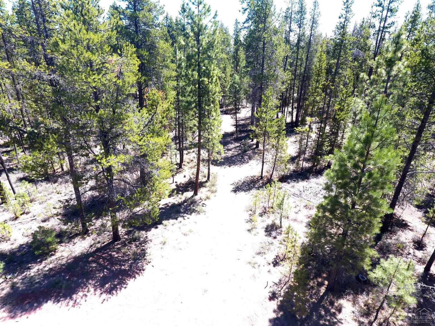 Wagon Trail Acreages - Land