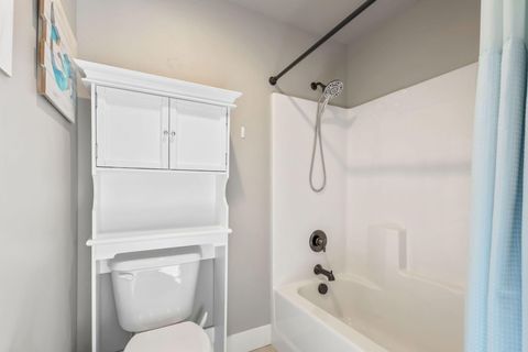 Tiny photo for 63326 Thoroughbred Place, Bend, OR 97703 (MLS # 220213305)