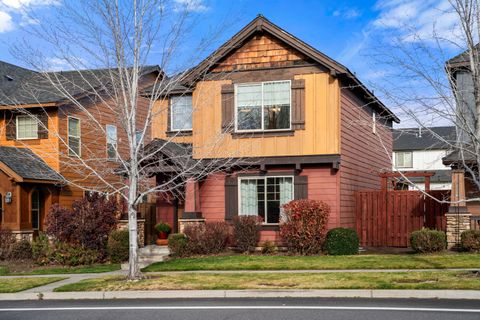 Tiny photo for 20456 Brentwood Avenue, Bend, OR 97702 (MLS # 220211980)