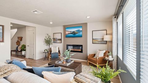 Tiny photo for 2650 Addysen Pk Way, Medford, OR 97501 (MLS # 220219346)