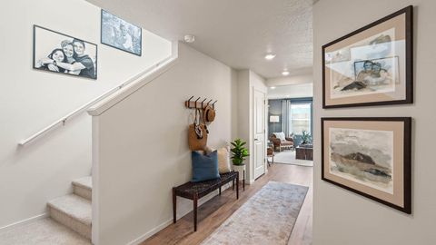 Tiny photo for 2650 Addysen Pk Way, Medford, OR 97501 (MLS # 220219346)