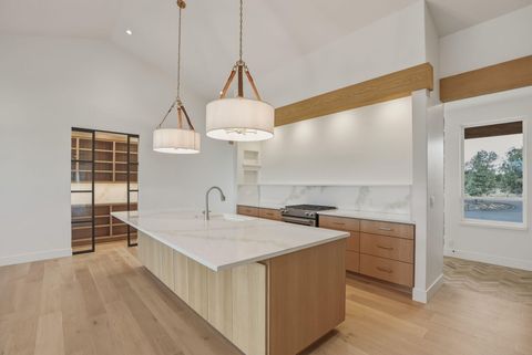 Tiny photo for 7780 SW Wickiup Avenue, Redmond, OR 97756 (MLS # 220217462)