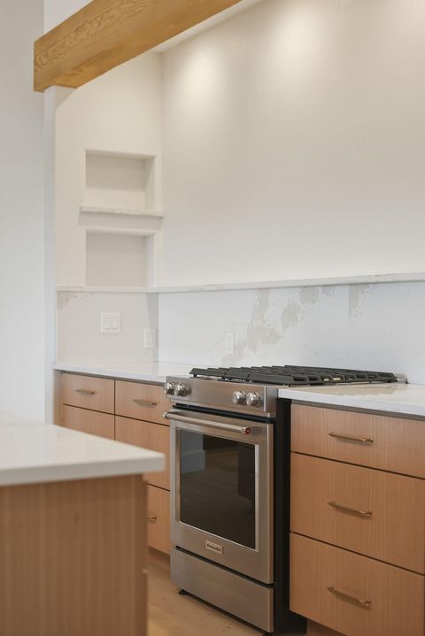 Tiny photo for 7780 SW Wickiup Avenue, Redmond, OR 97756 (MLS # 220217462)