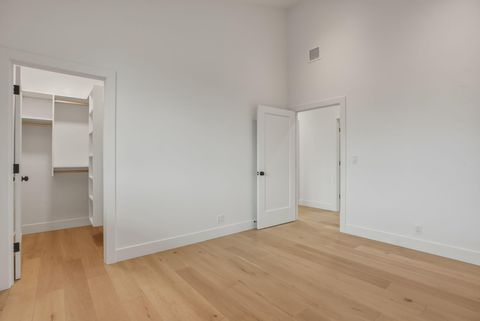 Tiny photo for 7780 SW Wickiup Avenue, Redmond, OR 97756 (MLS # 220217462)