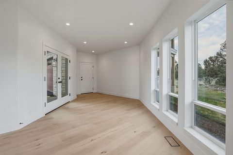 Tiny photo for 7780 SW Wickiup Avenue, Redmond, OR 97756 (MLS # 220217462)