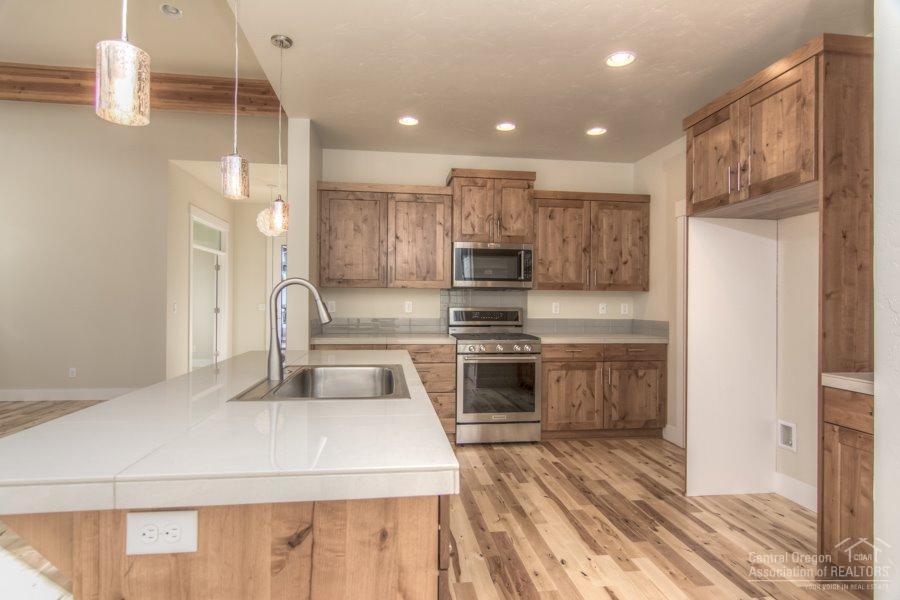 Lakeside Place - Residential