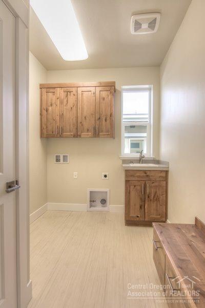 Lakeside Place - Residential