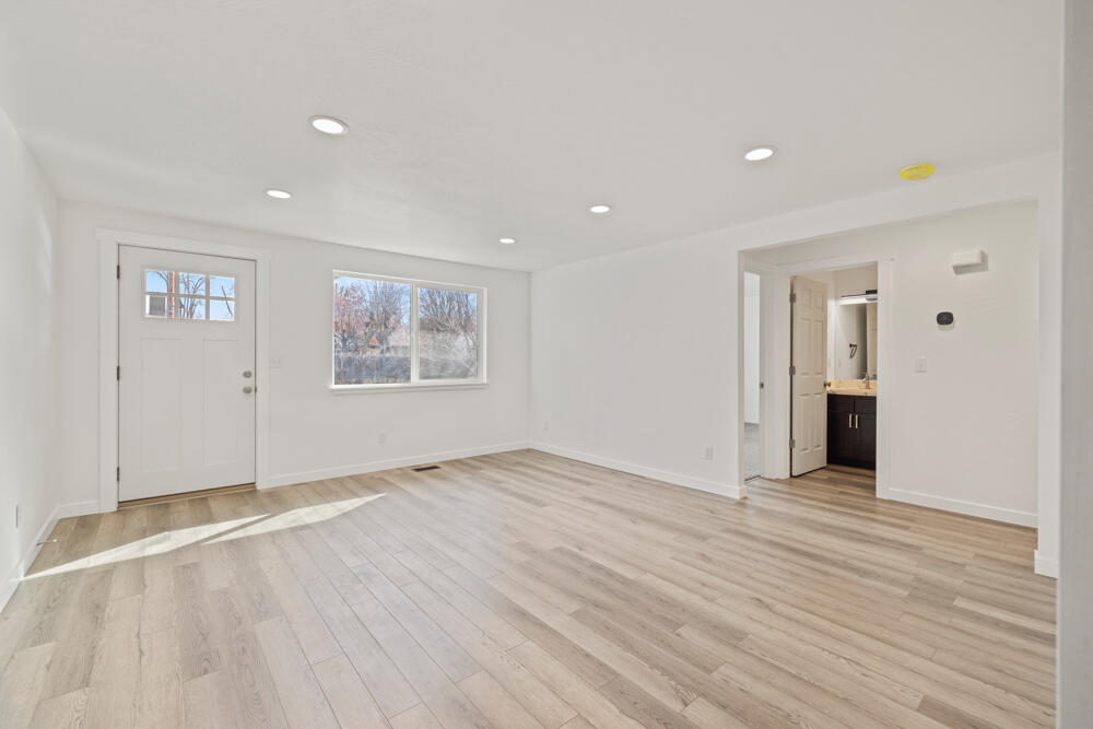 Landis Park - Residential Income