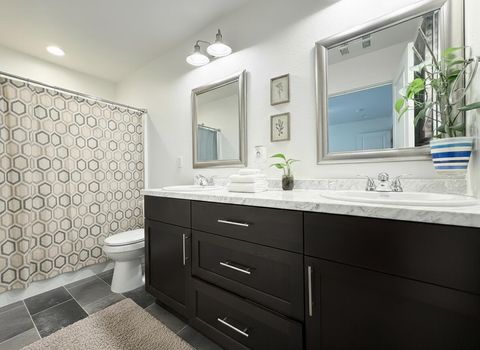 Tiny photo for 7929 Jacqueline Way, White City, OR 97503 (MLS # 220211505)