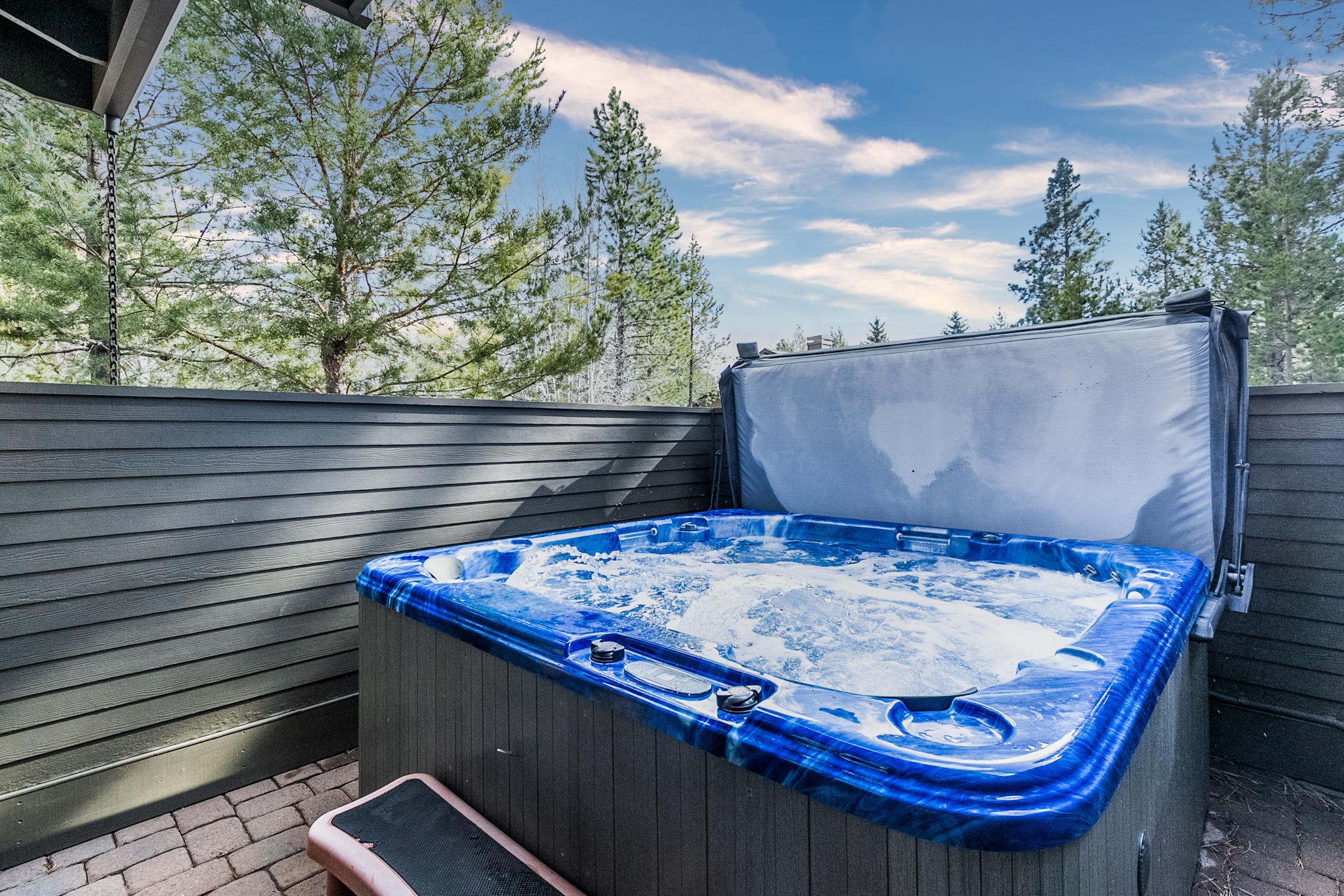 Fairway Point Villag - Residential