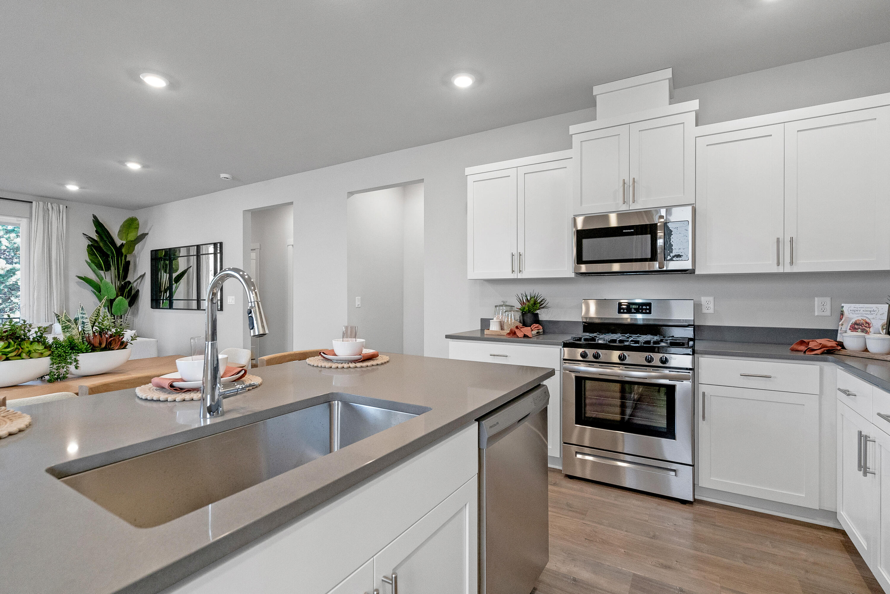 Acadia Pointe Phase 1 and 2 - Residential