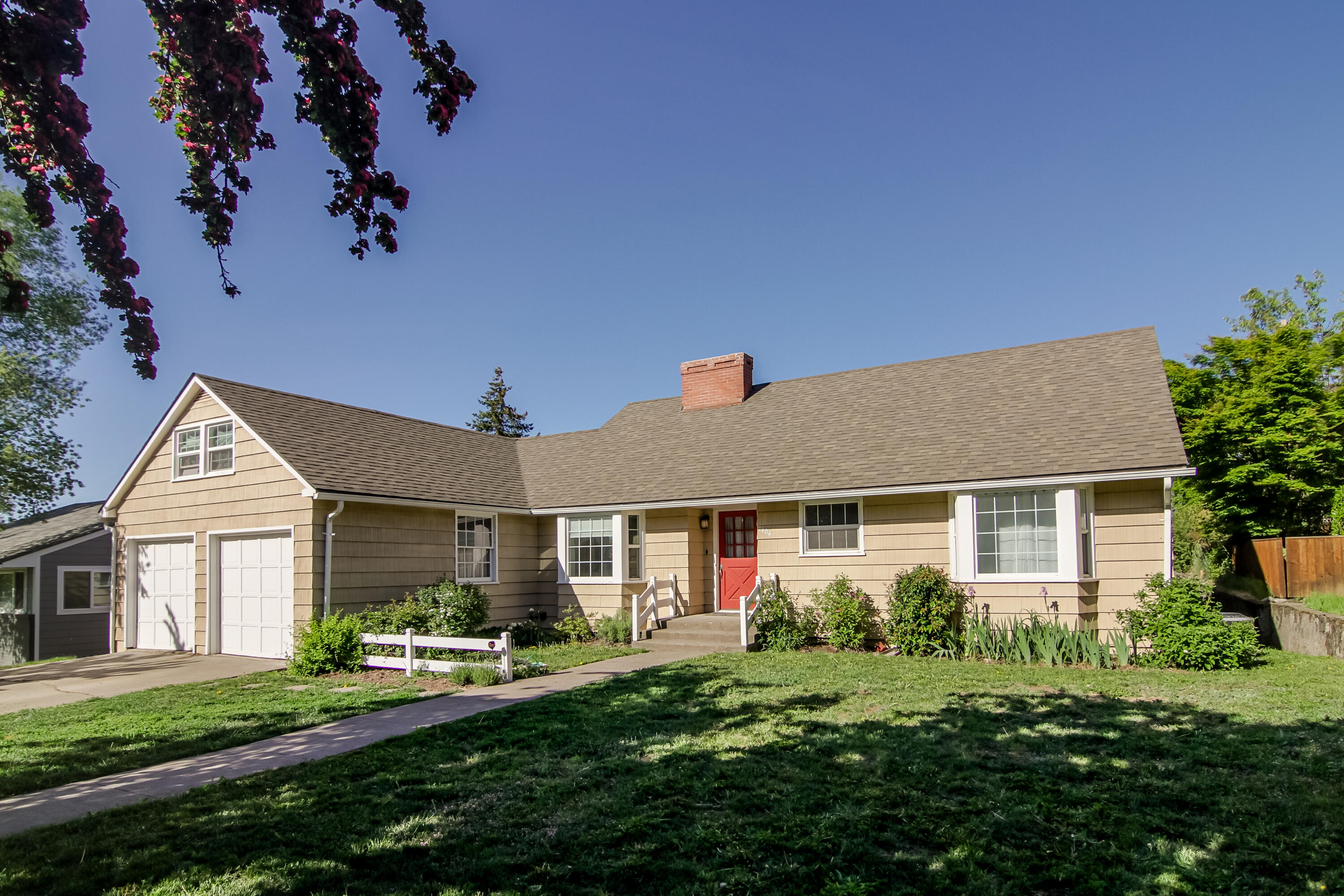 1404 N Eldorado Avenue