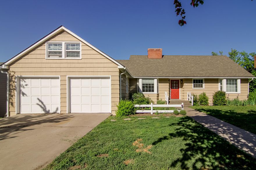 Step into this beautifully updated classic home that seamlessly blends traditional design with modern comfort. The updated kitchen is light and airy, featuring a gas cooktop, stainless steel appliances, and ample counter space—refinished hardwood floors on the main level, which includes 3 bedrooms & 2 updated bathrooms. The spacious primary suite offers a nice & walk-in closet. An additional bedroom in the upstairs loft offers a flexible space. A newly built back deck overlooks garden beds, fully fenced yard, alley access with w/apmle parking.The LG basement offers over 1,000 sq. ft. of storage and a 500 sq. ft family room w/ brand-new carpet installed in 2025. Newer A/C installed in 2020. Don't miss this updated gem. Classic, efficient, and ready to welcome you home. Just minutes from Sky Lakes Medical Center, OIT, shopping, and restaurants.