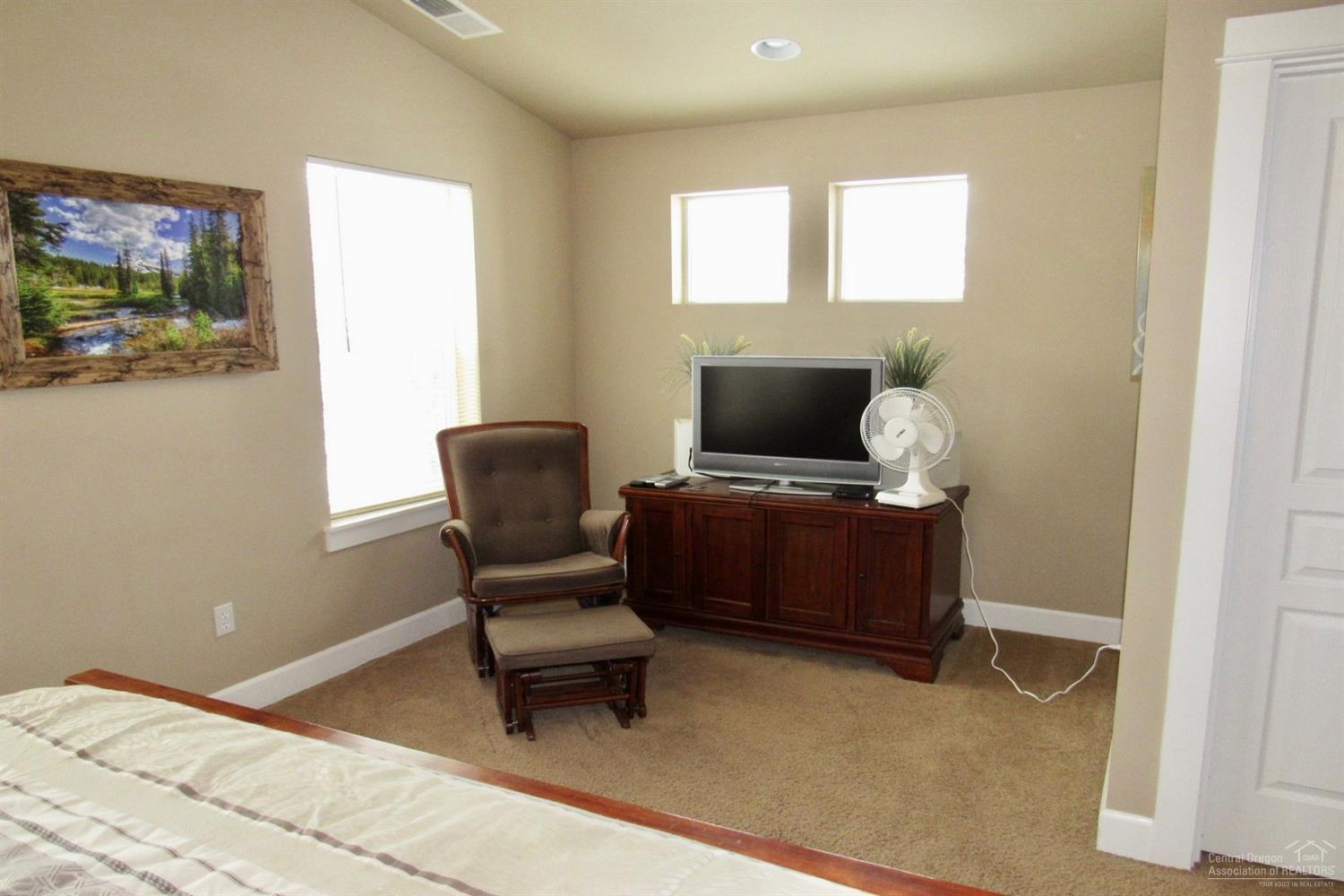 The Bluffs River Ben - Residential