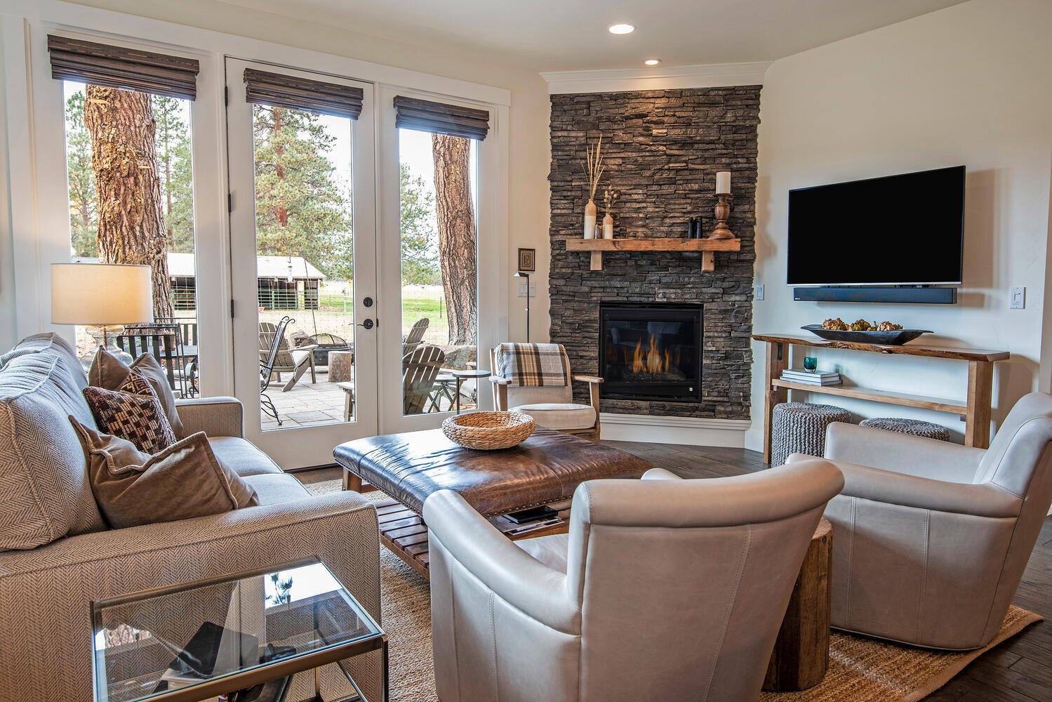 Pine Meadow Vill - Residential