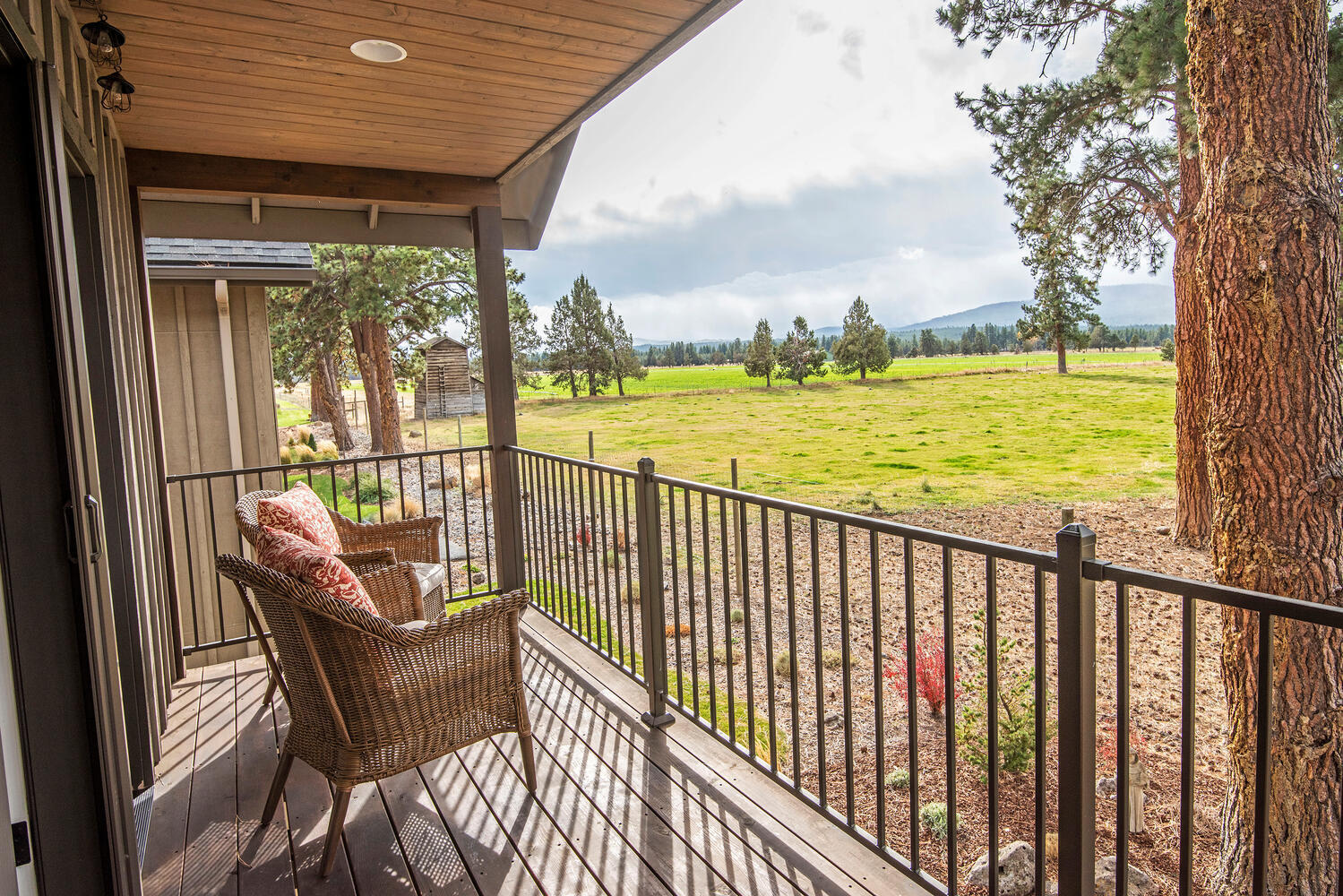 Pine Meadow Vill - Residential