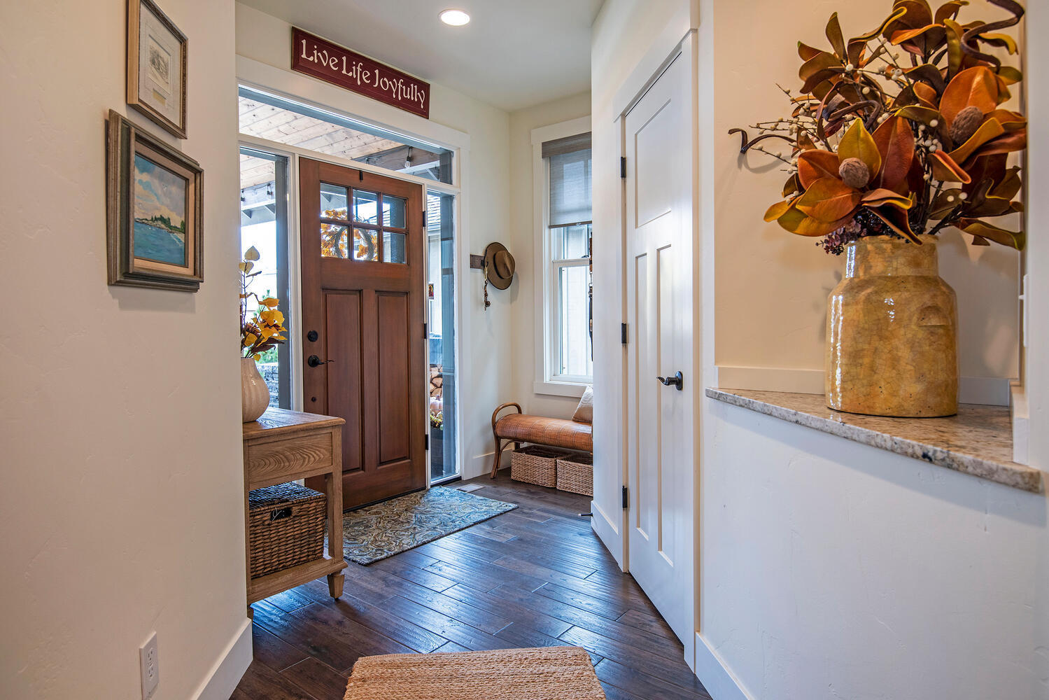 Pine Meadow Vill - Residential