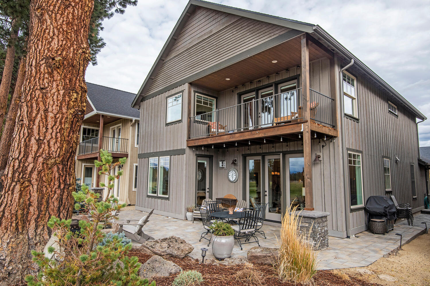 Pine Meadow Vill - Residential